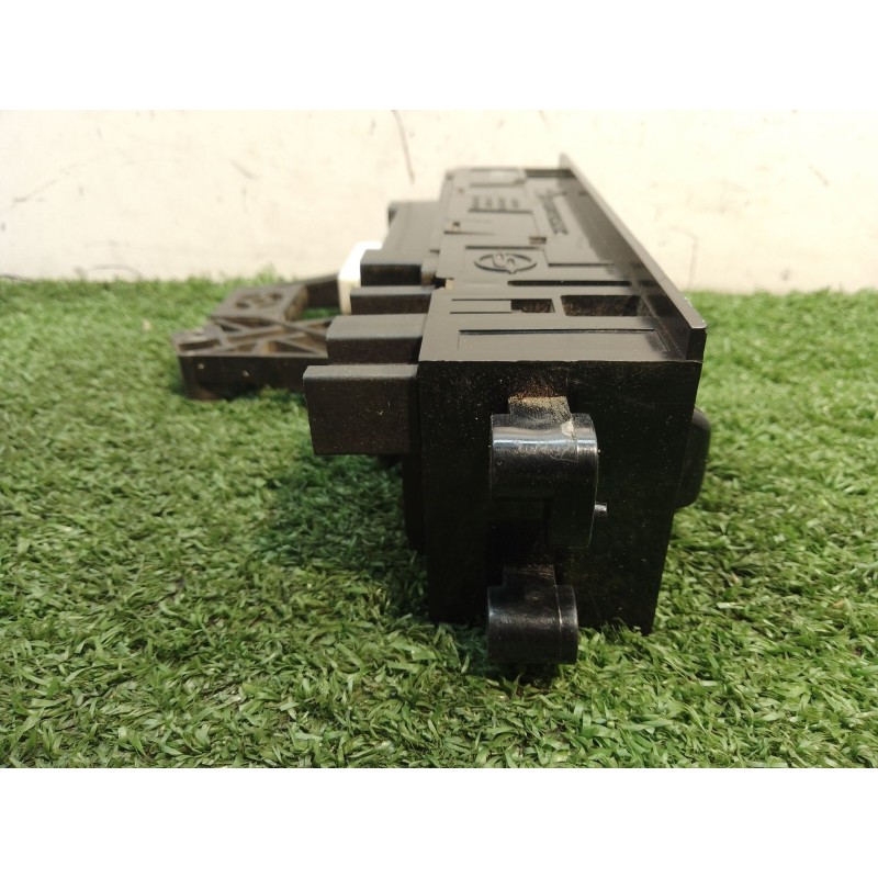 Recambio de mando calefaccion / aire acondicionado para ssangyong musso (fj) 2.9 d referencia OEM IAM 8532005000 M9450200 410800