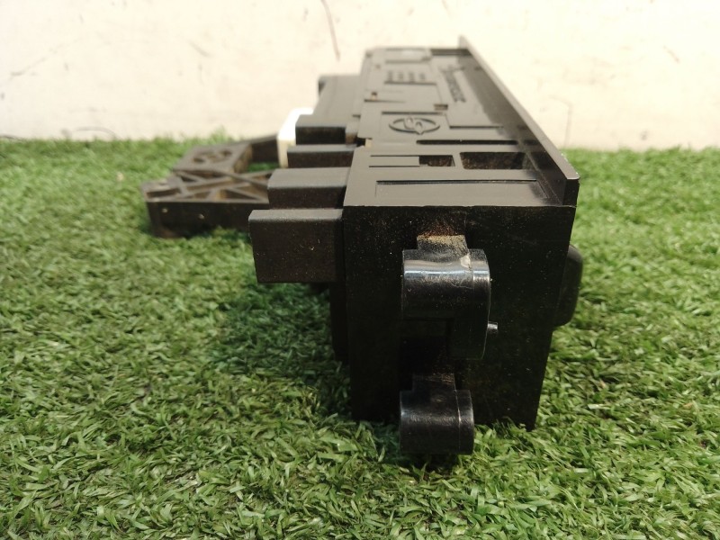 Recambio de mando calefaccion / aire acondicionado para ssangyong musso (fj) 2.9 d referencia OEM IAM 8532005000 M9450200 410800