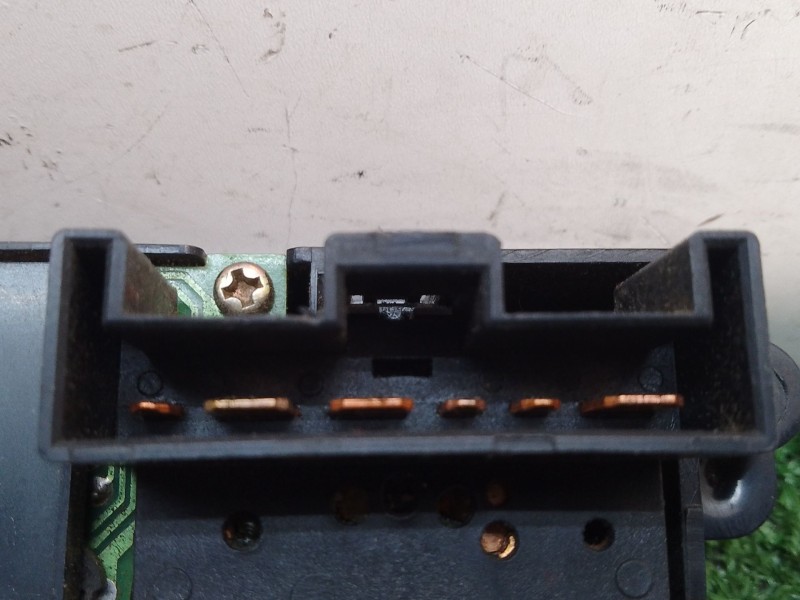 Recambio de mando calefaccion / aire acondicionado para ssangyong musso (fj) 2.9 d referencia OEM IAM 8532005000 M9450200 410800