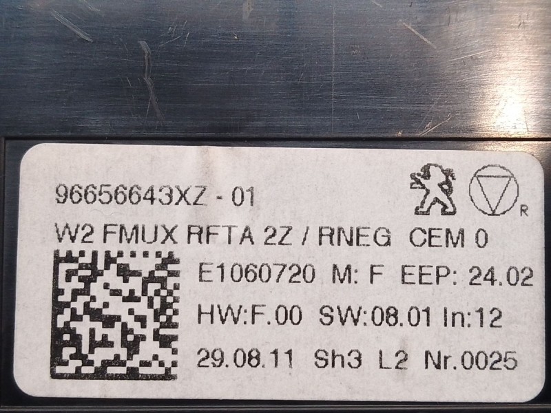 Recambio de mando multifuncion para peugeot 508 i (8d_) 2.0 hdi referencia OEM IAM 96656643XZ01 96656643XZ01 E1060720