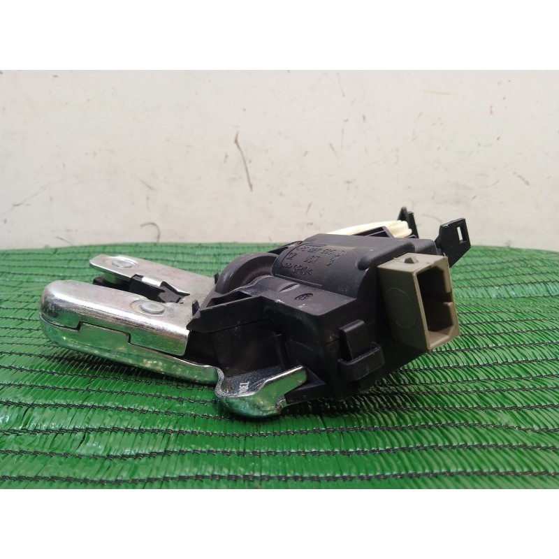 Recambio de cerradura maletero / porton para seat exeo st (3r5) 2.0 tdi referencia OEM IAM 4F5827505D 4F5827505D 4F5827505D