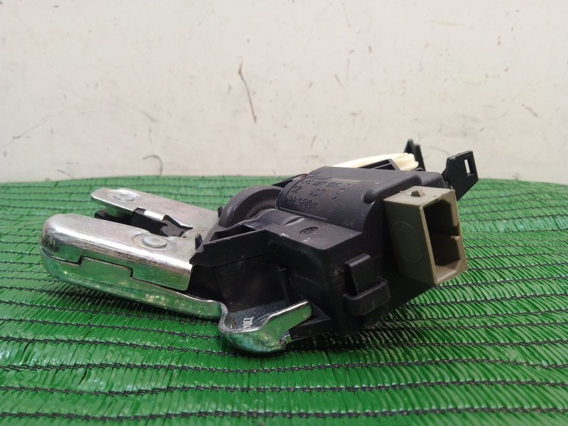 Recambio de cerradura maletero / porton para seat exeo st (3r5) 2.0 tdi referencia OEM IAM 4F5827505D 4F5827505D 4F5827505D