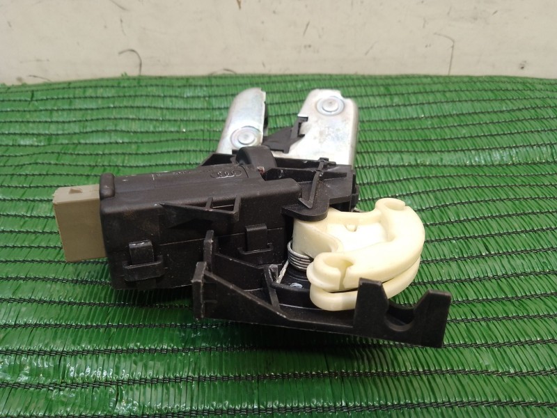 Recambio de cerradura maletero / porton para seat exeo st (3r5) 2.0 tdi referencia OEM IAM 4F5827505D 4F5827505D 4F5827505D