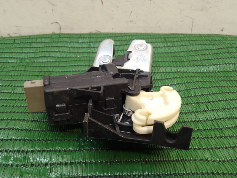 Recambio de cerradura maletero / porton para seat exeo st (3r5) 2.0 tdi referencia OEM IAM 4F5827505D 4F5827505D 4F5827505D