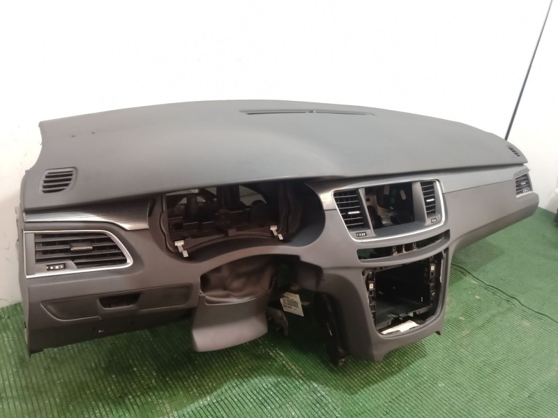 Recambio de salpicadero para peugeot 508 i (8d_) 2.0 hdi referencia OEM IAM   