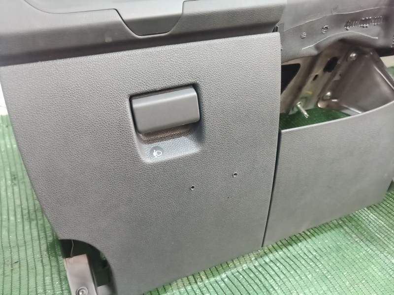 Recambio de salpicadero para peugeot 508 i (8d_) 2.0 hdi referencia OEM IAM   