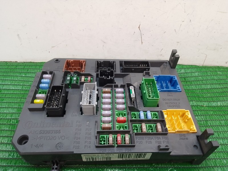 Recambio de caja reles / fusibles para peugeot 508 i (8d_) 2.0 hdi referencia OEM IAM 966554758000 S180121004G Q0400
