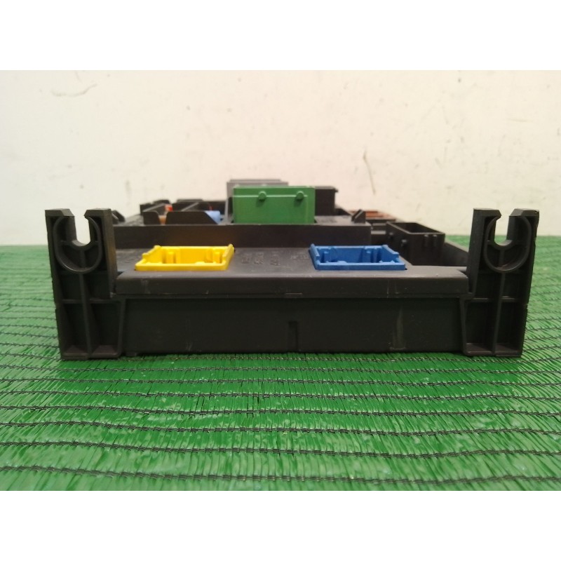 Recambio de caja reles / fusibles para peugeot 508 i (8d_) 2.0 hdi referencia OEM IAM 966554758000 S180121004G Q0400