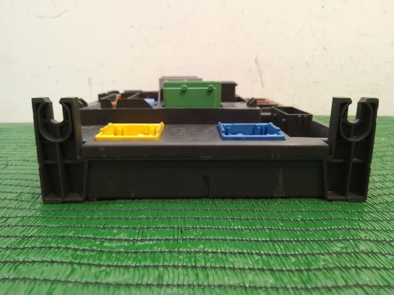 Recambio de caja reles / fusibles para peugeot 508 i (8d_) 2.0 hdi referencia OEM IAM 966554758000 S180121004G Q0400