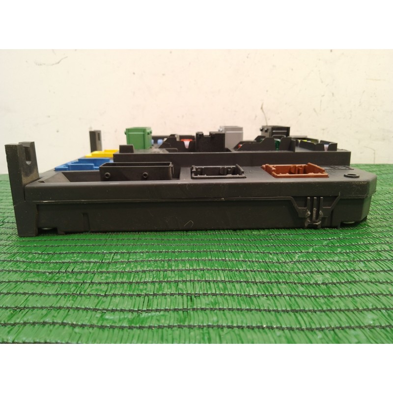 Recambio de caja reles / fusibles para peugeot 508 i (8d_) 2.0 hdi referencia OEM IAM 966554758000 S180121004G Q0400