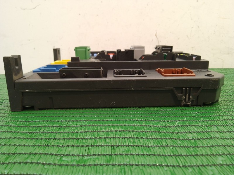 Recambio de caja reles / fusibles para peugeot 508 i (8d_) 2.0 hdi referencia OEM IAM 966554758000 S180121004G Q0400