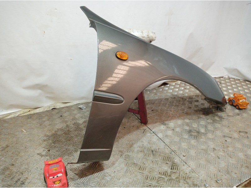 Recambio de aleta delantera derecha para hyundai accent (lc) 1.3 cat referencia OEM IAM   