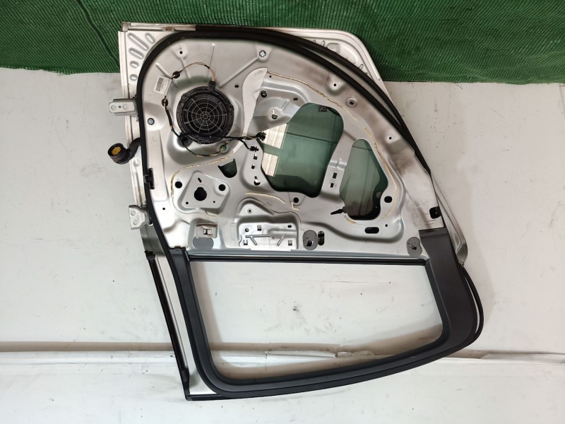 Recambio de puerta trasera izquierda para peugeot 508 i (8d_) 2.0 hdi referencia OEM IAM   