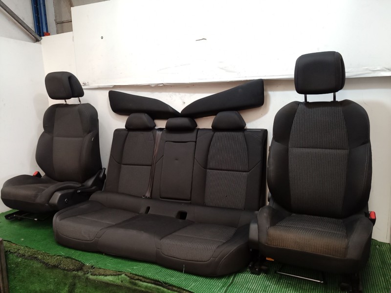 Recambio de juego asientos completo para peugeot 508 i (8d_) 2.0 hdi referencia OEM IAM   