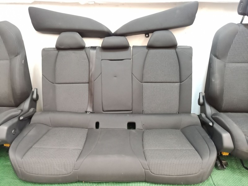 Recambio de juego asientos completo para peugeot 508 i (8d_) 2.0 hdi referencia OEM IAM   