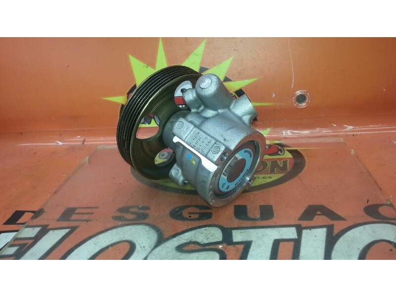 Recambio de bomba direccion para peugeot 206 berlina 1.4 hdi referencia OEM IAM 9638364580 26057304 260863355QK