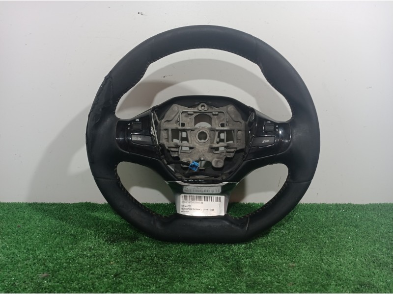 Recambio de volante para peugeot 308 sw allure referencia OEM IAM 98064115XU 28424206 86758B03