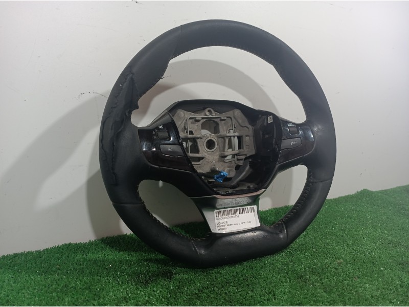 Recambio de volante para peugeot 308 sw allure referencia OEM IAM 98064115XU 28424206 86758B03