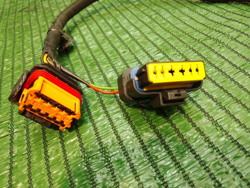 Recambio de retrovisor derecho para peugeot 508 i (8d_) 2.0 hdi referencia OEM IAM 0210077 HAF60 0210132