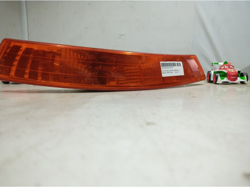 Recambio de piloto delantero derecho para renault trafic combi (ab 4.01) referencia OEM IAM 89005564 89005564 89005564