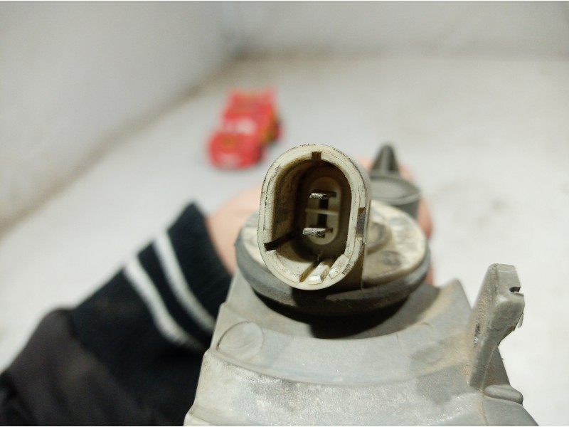 Recambio de piloto delantero derecho para renault trafic combi (ab 4.01) referencia OEM IAM 89005564 89005564 89005564