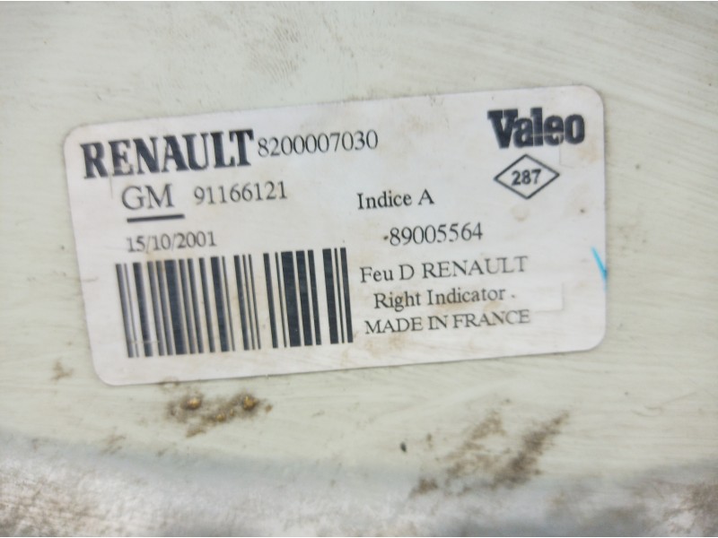 Recambio de piloto delantero derecho para renault trafic combi (ab 4.01) referencia OEM IAM 89005564 89005564 89005564