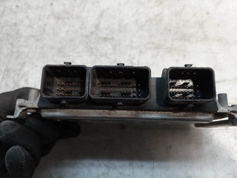 Recambio de centralita motor uce para citroën saxo 1.1 furio referencia OEM IAM 9637838780 0261206246 1115219