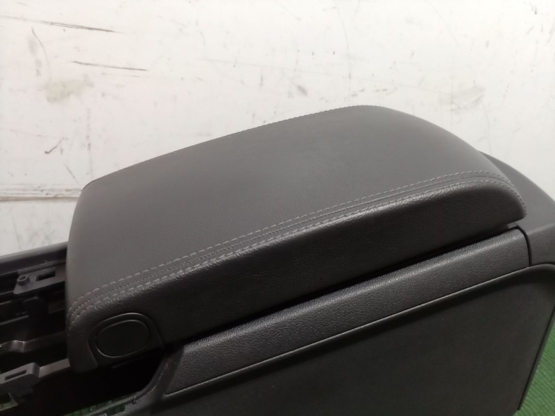 Recambio de consola central trasera para peugeot 508 i (8d_) 2.0 hdi referencia OEM IAM   