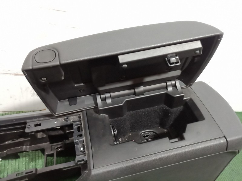 Recambio de consola central trasera para peugeot 508 i (8d_) 2.0 hdi referencia OEM IAM   