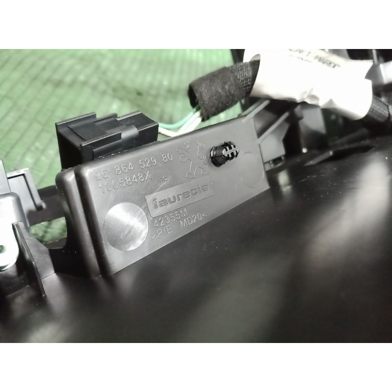 Recambio de consola central trasera para peugeot 508 i (8d_) 2.0 hdi referencia OEM IAM   