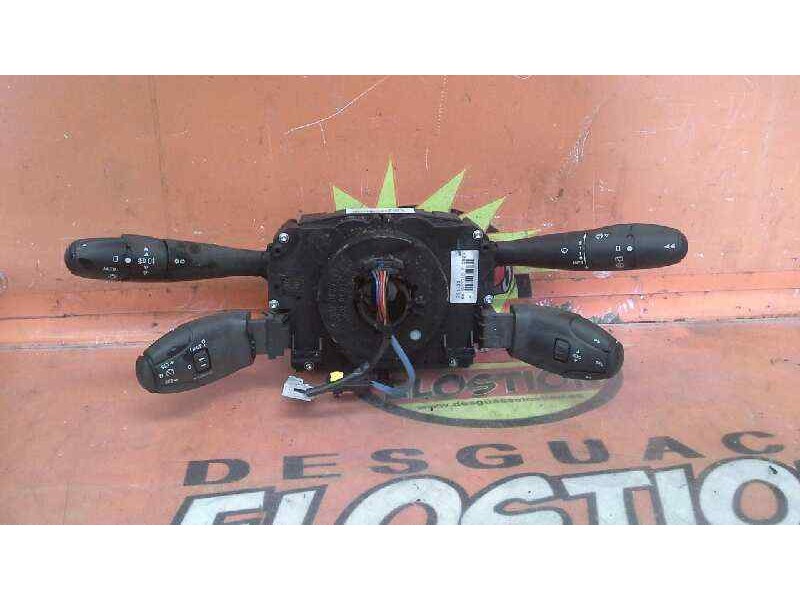 Recambio de mando multifuncion para peugeot 207 sw confort referencia OEM IAM 96661266XT 96661266XT 96661266