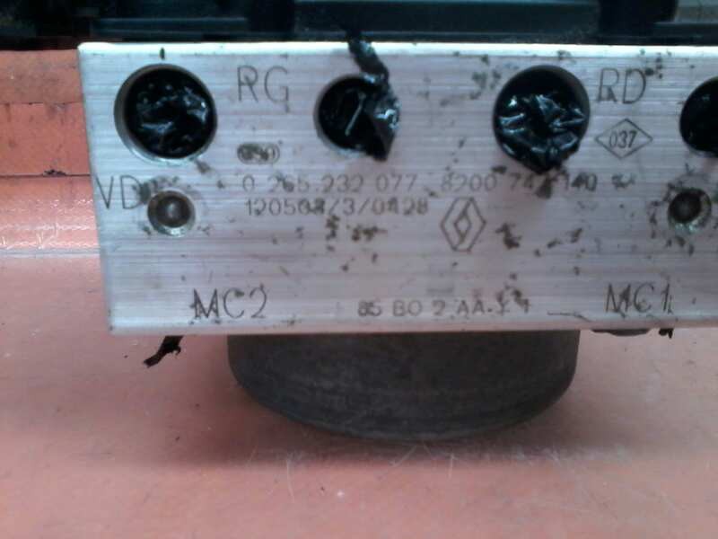 Recambio de abs para renault clio iii exception referencia OEM IAM 0265232077 8200747140 