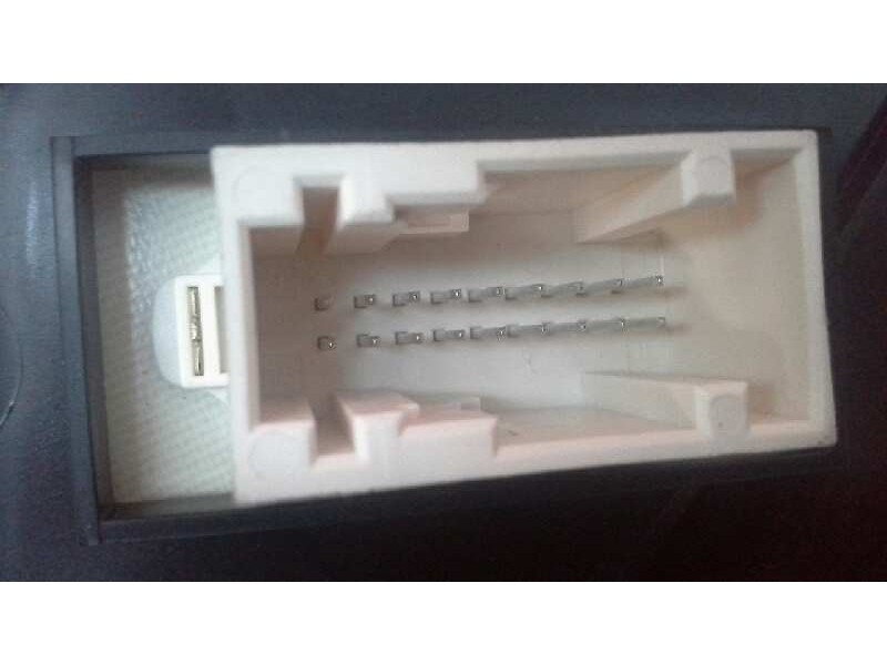 Recambio de cuadro instrumentos para peugeot partner kasten confort l1 referencia OEM IAM 9801642280 503001616152 9801642280