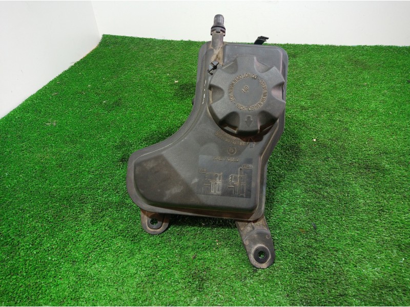 Recambio de deposito expansion para bmw serie 1 berlina (e81/e87) 118d referencia OEM IAM 1713ZB780029101 1713ZB780029101 1713ZB