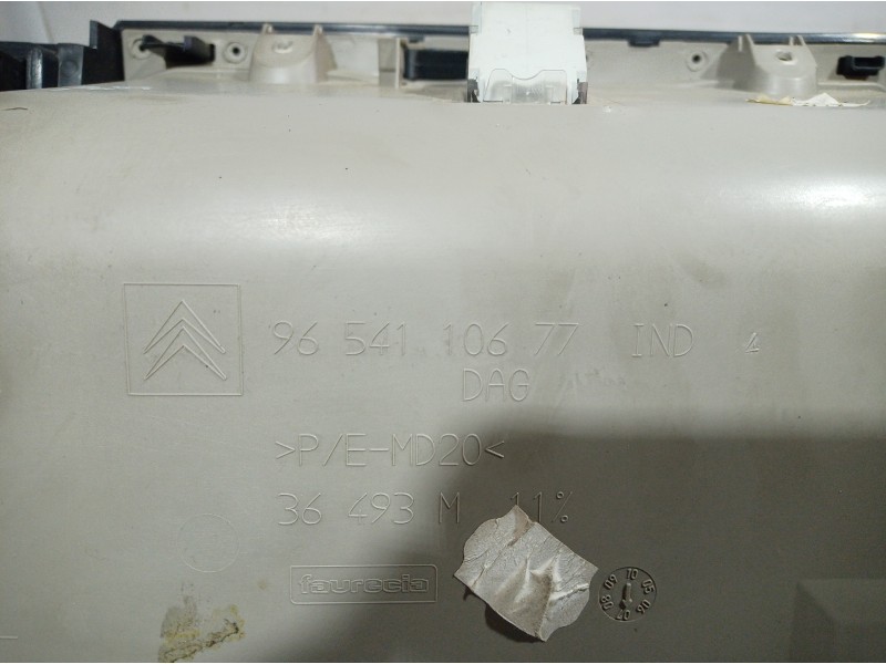 Recambio de guantera para citroën c4 picasso exclusive referencia OEM IAM 9654110677 9654110677 9654110677