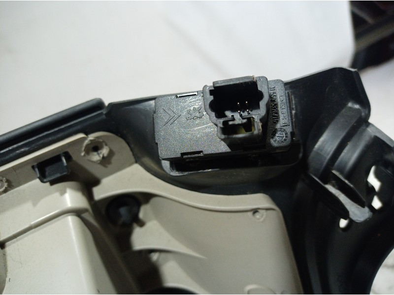 Recambio de guantera para citroën c4 picasso exclusive referencia OEM IAM 9654110677 9654110677 9654110677