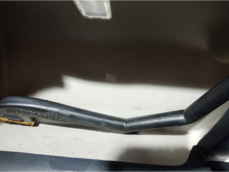 Recambio de guantera para citroën c4 picasso exclusive referencia OEM IAM 9654110677 9654110677 9654110677