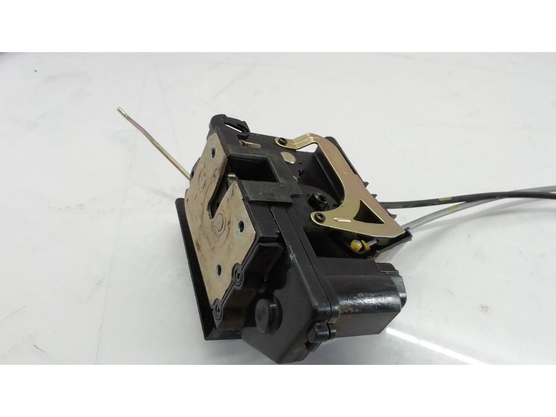 Recambio de cerradura puerta delantera derecha para ssangyong kyron 200 xdi premium 4wd referencia OEM IAM   