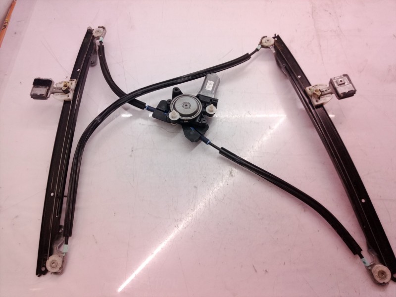 Recambio de elevalunas delantero derecho para chrysler voyager (rg) 2.5 crd cat referencia OEM IAM AY2621002771 AY2621002771 AY2