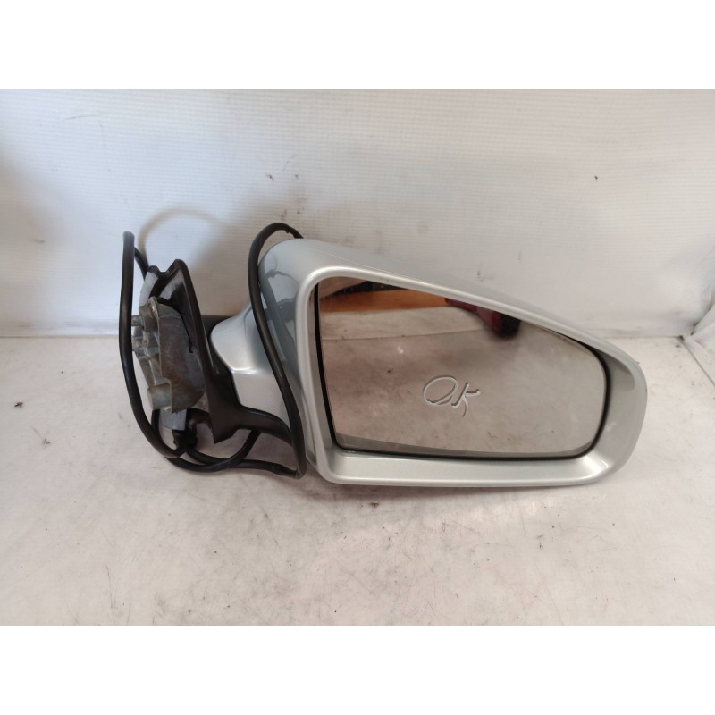 Recambio de retrovisor derecho para audi a4 berlina (8e) 1.9 tdi (96kw) referencia OEM IAM 010681 010681 010681