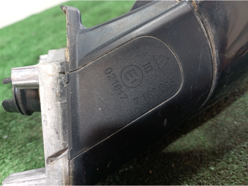 Recambio de retrovisor derecho para bmw serie 3 berlina (e90) 316d referencia OEM IAM 7182695 7182695 021017