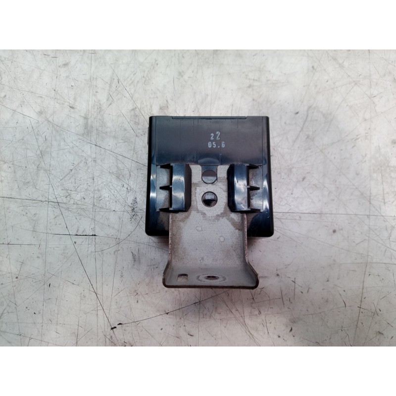 Recambio de modulo electronico para toyota corolla (e12) 1.4 d-4d luna compact referencia OEM IAM 8865002331 8865002331 88650023