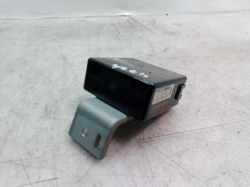 Recambio de modulo electronico para toyota corolla (e12) 1.4 d-4d luna compact referencia OEM IAM 8865002331 8865002331 88650023