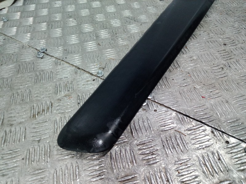 Recambio de moldura para peugeot partner (s2) combi plus referencia OEM IAM 9659164777 9659164777 9659164777