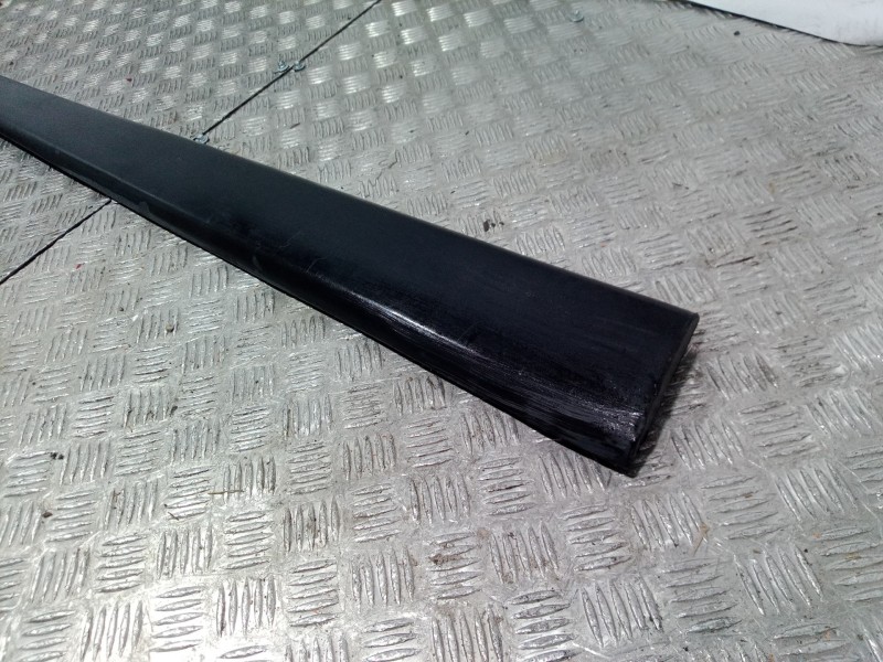 Recambio de moldura para peugeot partner (s2) combi plus referencia OEM IAM   