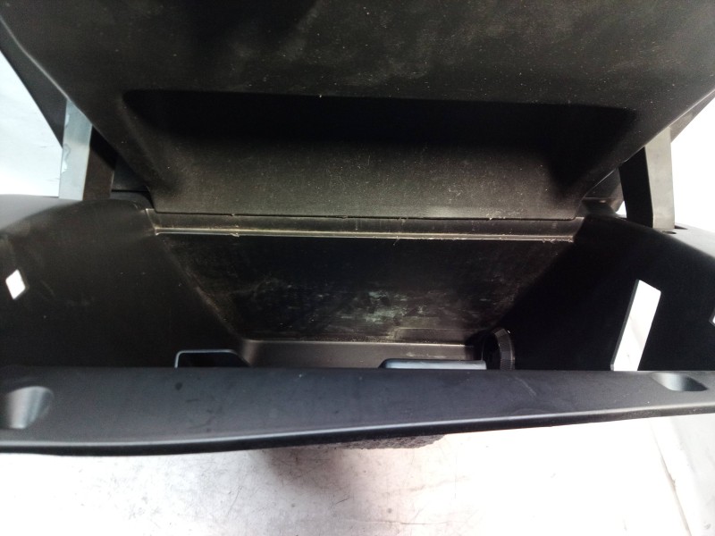 Recambio de guantera para peugeot 308 sw allure referencia OEM IAM 9677995177 9677995177 9677995177