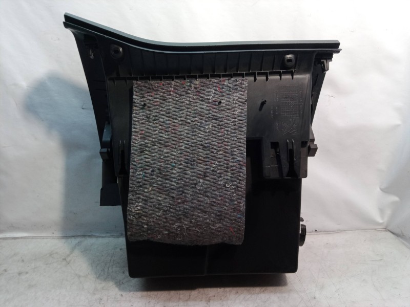 Recambio de guantera para peugeot 308 sw allure referencia OEM IAM 9677995177 9677995177 9677995177