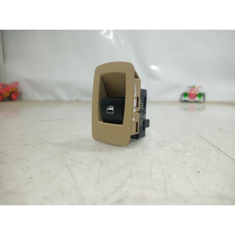 Recambio de mando elevalunas delantero derecho para bmw serie 3 berlina (e90) 316d referencia OEM IAM 6945876 6945876 6945876