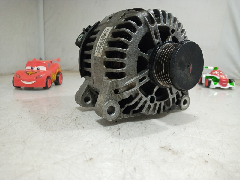 Recambio de alternador para peugeot expert tepee l1h1 premium referencia OEM IAM TG15C053 TG15C053 TG15C053