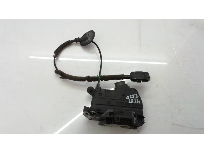 Recambio de cerradura puerta trasera izquierda para renault captur helly hansen referencia OEM IAM 805034742R 805034742 80503474